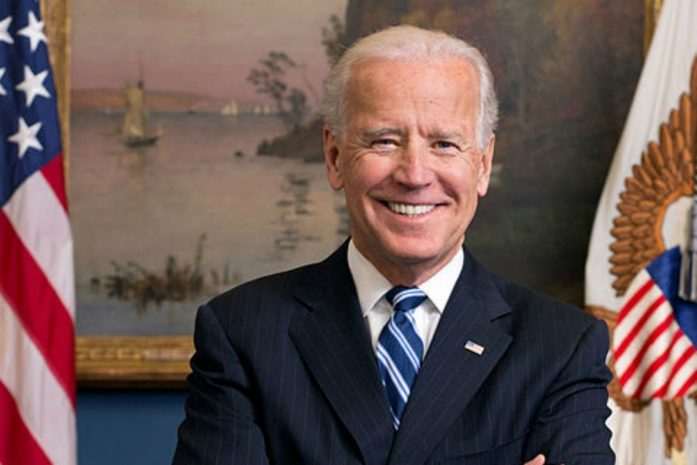 Байден победил на первичных выборах в четырех штатах