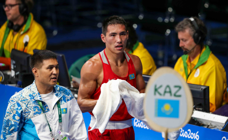 Боксер Жанибек Алимханулы заявил о своем следующем поединке