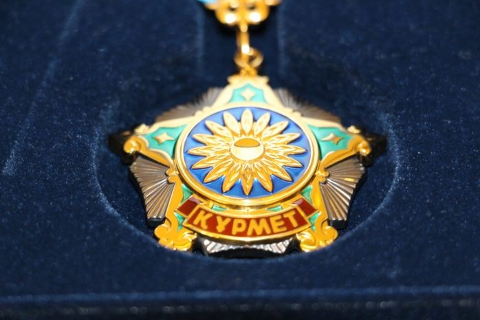 Президент наградил ряд казахстанцев