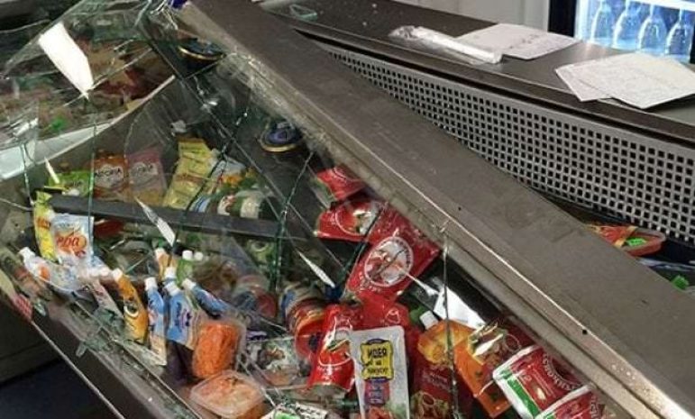 В Уральске бездомный устроил погром в магазине