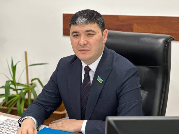 «Главная опасность TikTok – это стримы и батлы» – Алишер Сатвалдиев