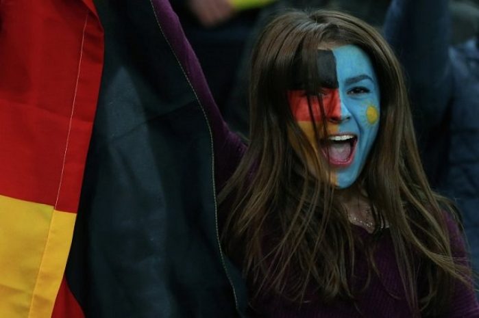 Казахстанка попала в число самых красивых болельщиц года