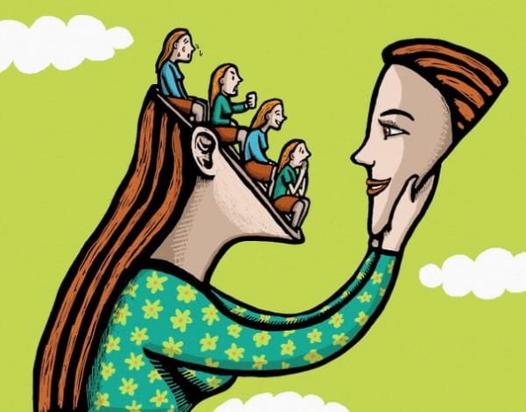 В СКО россиянка напала с ножом на кассира в электричке