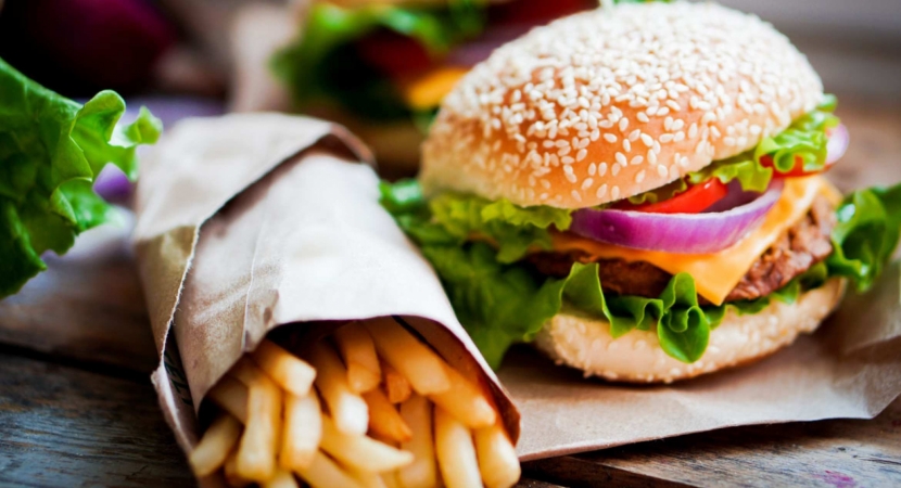 Какие продукты вызывают привыкание — диетолог