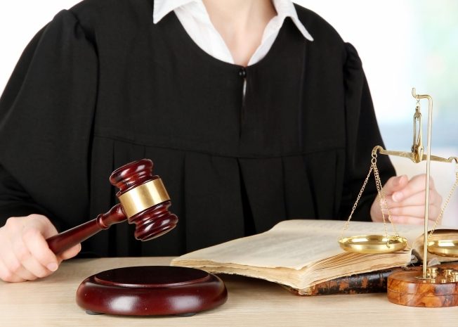 Бывшего начальника отдела по борьбе с наркобизнесом осудили в Уральске