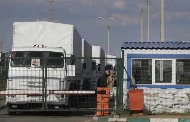 Гуманитарная колонна из РФ въехала на территорию Украины
