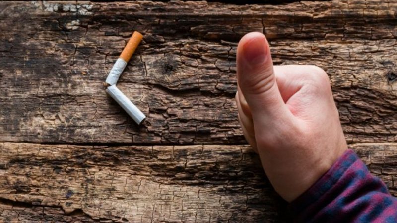 Врачи: пластическая хирургия помогает бросить курить