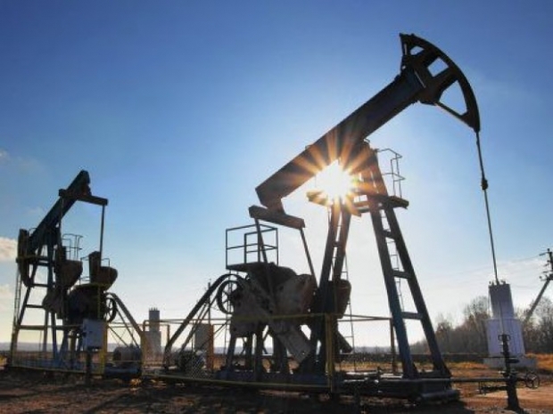 Нефть подорожала на 2%