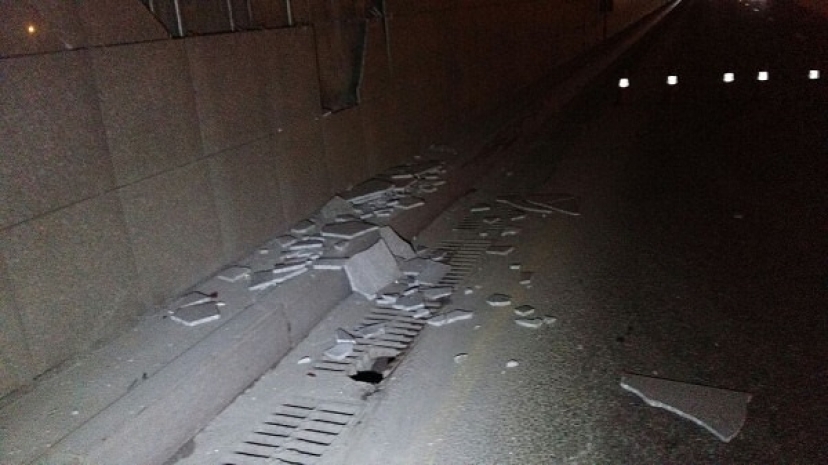 В туннеле в Алматы произошла авария с участием общественного транспорта (ФОТО)