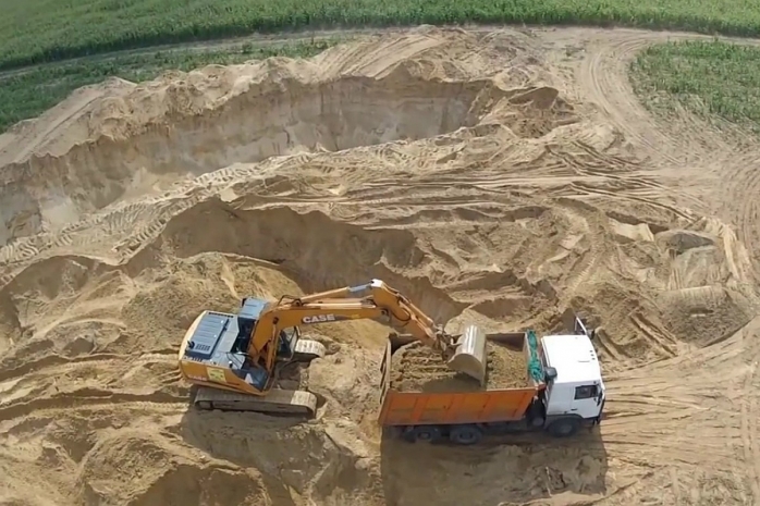 Незаконно добывали грунт вблизи Атырау