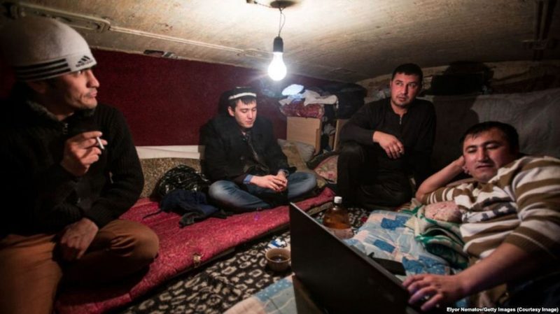 Мигранты устроили акцию протеста в Екатеринбурге