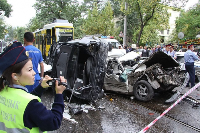 Более 16,5 млн тенге хочет отсудить пострадавшая в ДТП с алматинским трамваем