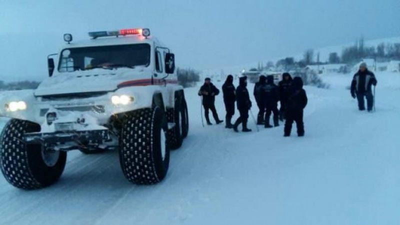 В ЮКО мужчина почти сутки провел на морозе в заснеженной степи