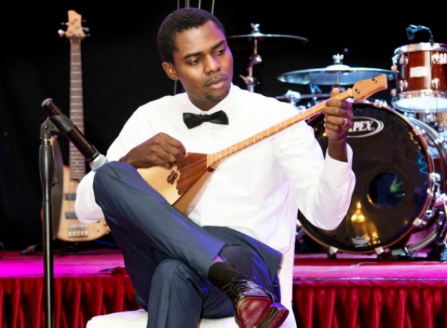 Иностранцы: қазақша караоке (ВИДЕО)