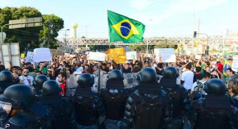 ЧМ по футболу позволил арестовать международных преступников