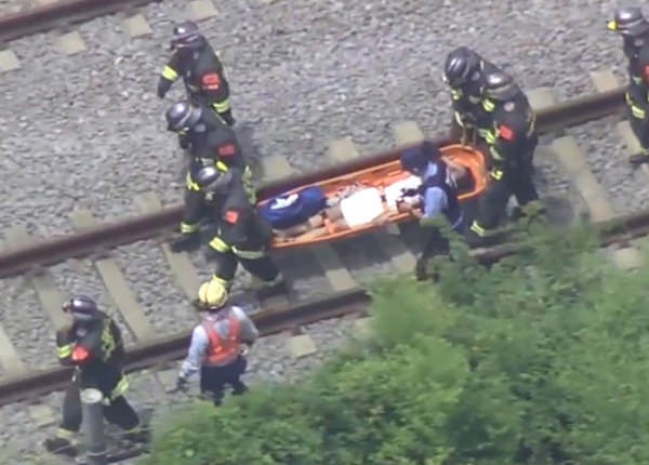 В Алматы поезд сбил беременную женщину