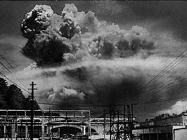 Умер штурман самолета, сбросившего бомбу на Хиросиму