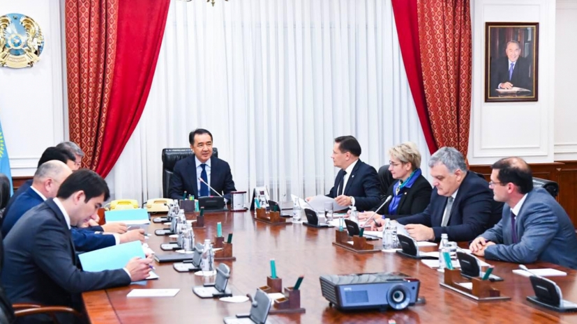 Совместные атомные проекты Казахстана и России обсудили в Астане