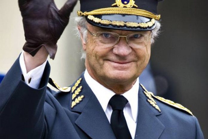 Король Швеции Густав XVI попал в ДТП