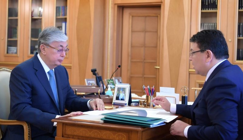 Бозумбаев рассказал президенту об обстановке на Тенгизе