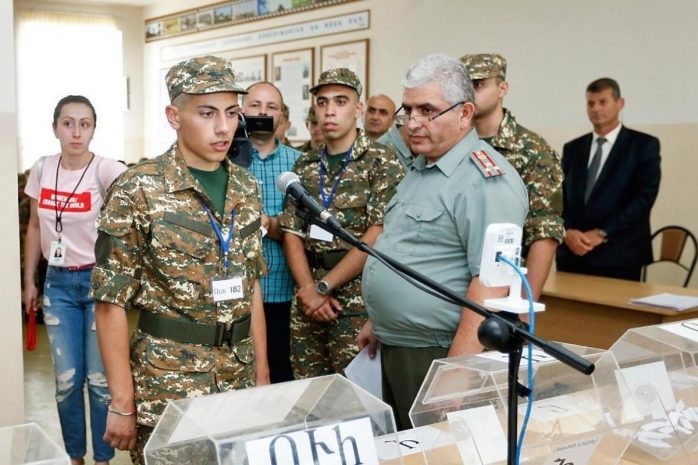 Сын премьер-министра Армении уехал воевать в Нагорный Карабах