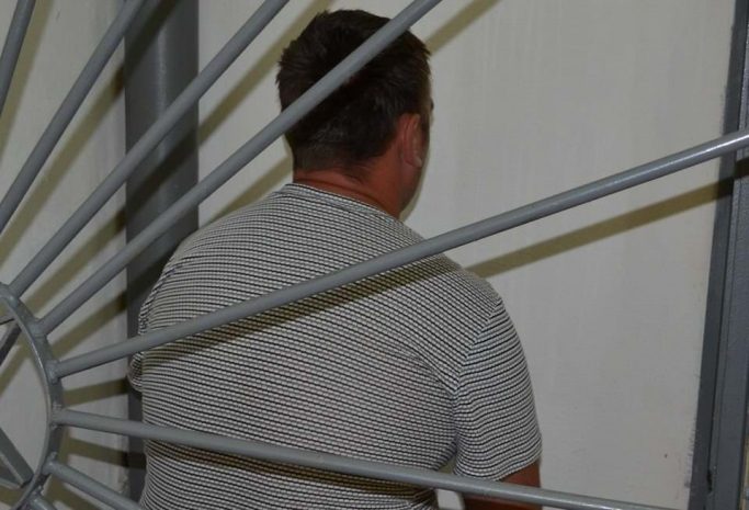 В Казахстане задержали группу полицейских, вымогавших деньги у дальнобойщиков