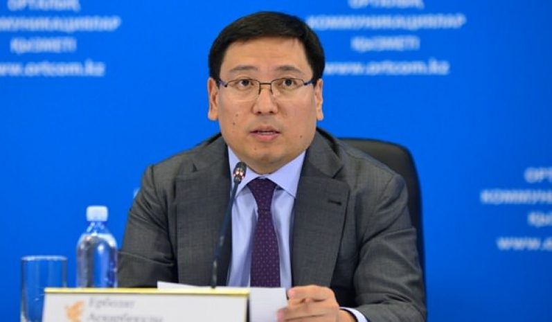 Е. Досаев: инфляция в 2016 году предположительно составит 6-8%