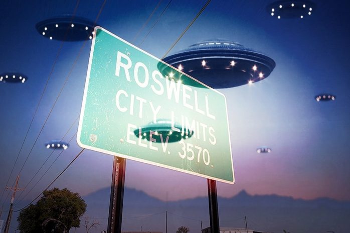 Президент США пообещал подумать о рассекречивании материалов об НЛО