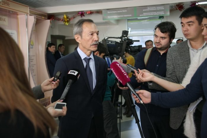 Серикбол Мусинов покинул пост руководителя Управления здравоохранения Алматы
