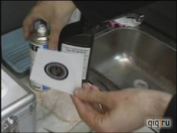 В Алматы у мошенницы изъяли набор полицейских печатейЭксклюзив