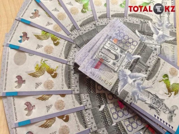 Курс тенге к доллару укрепляется второй день подряд