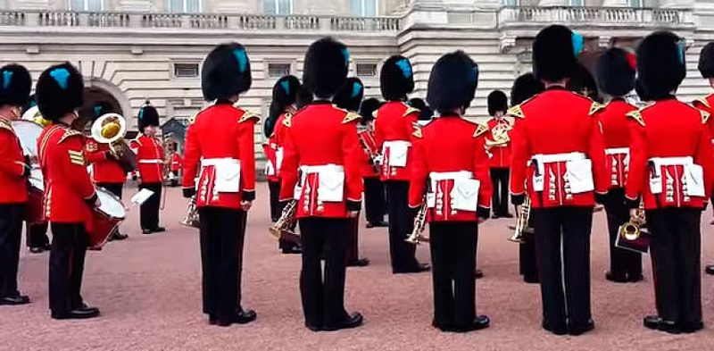 Гвардия исполнила «Игру престолов» (видео)