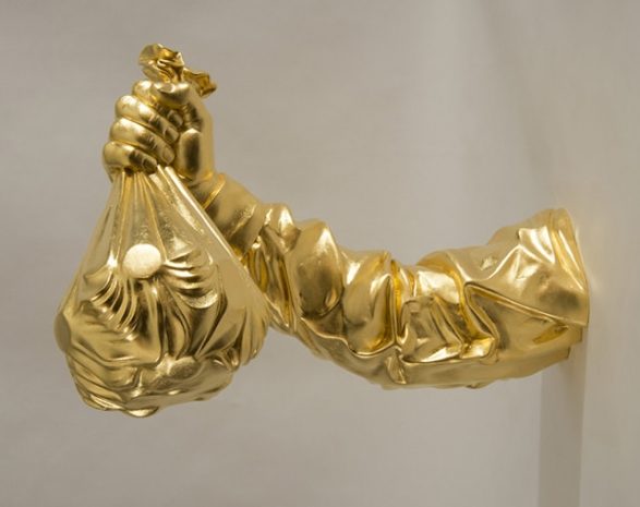 Золото в искусстве: новая выставка в Майами-Бич