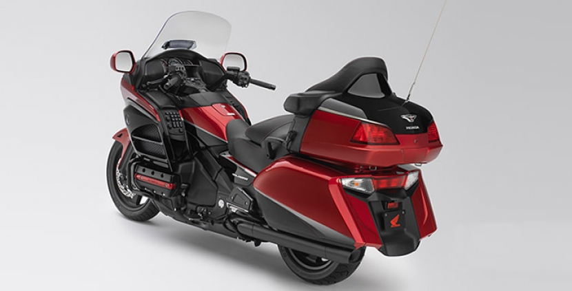 Юбилейный Honda Gold Wing появится в октябре