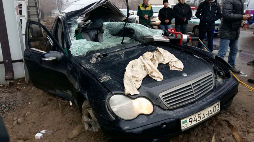 Человек погиб в аварии в центре Алматы