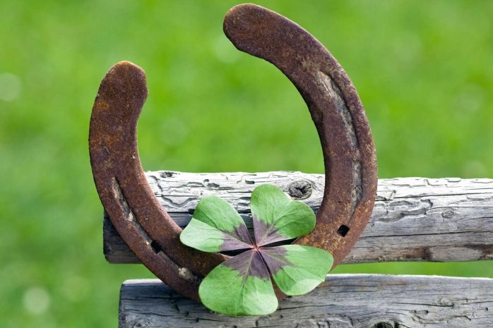 Названы самые везучие знаки зодиака