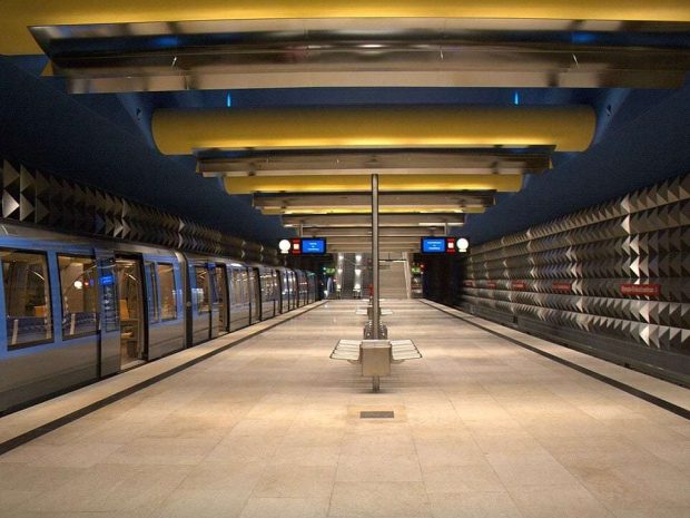 Нападение в метро Мюнхена: один человек погиб, трое получили тяжелые ранения