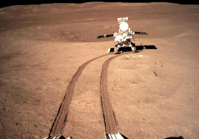 Опубликовано видео посадки на обратную сторону Луны