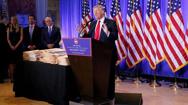 Дональд Трамп вступил в должность президента США. ВИДЕО