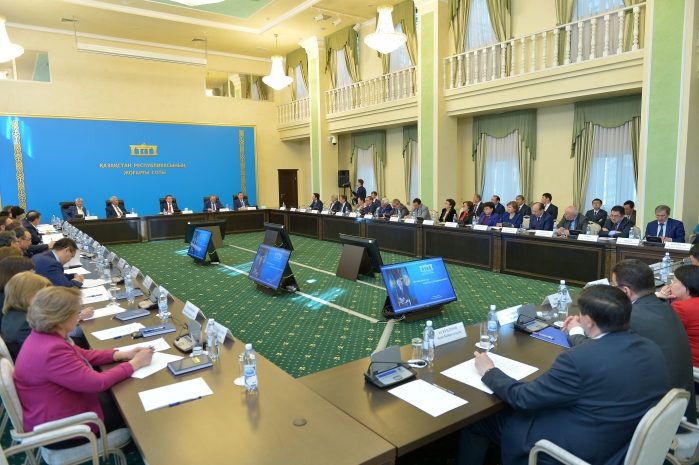 В Верховном суде обсуждена статья главы государства «Взгляд в будущее: модернизация общественного сознания»