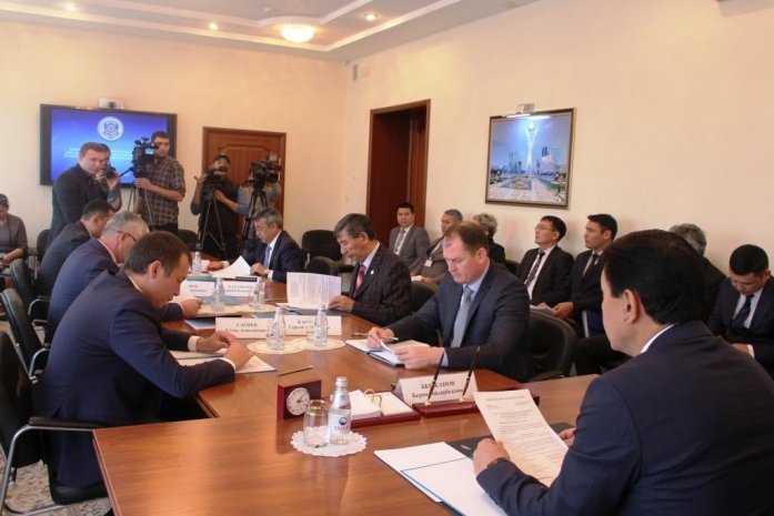 Аким наказан за использование служебного авто в личных целях