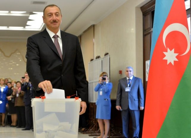 В Азербайджане проходят парламентские выборы