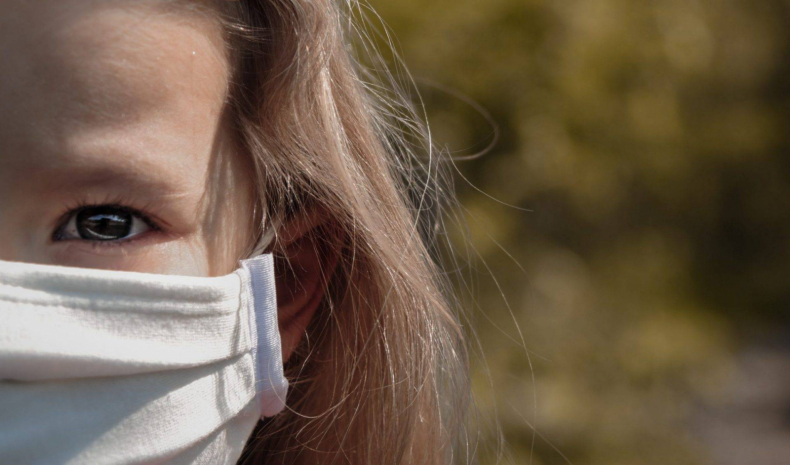 О смертельной опасности COVID-19 для подростков рассказали ученые