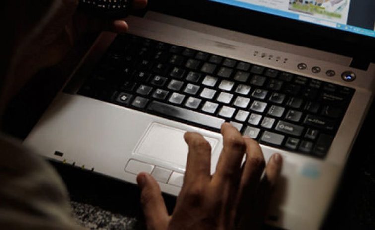 Создается программа, способная отвечать на атаки хакеров