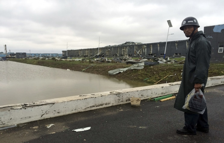 Жертвами урагана в Китае стали 99 человек