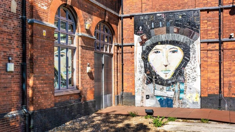 В Лондоне открыта уникальная выставка современного казахстанского искусства