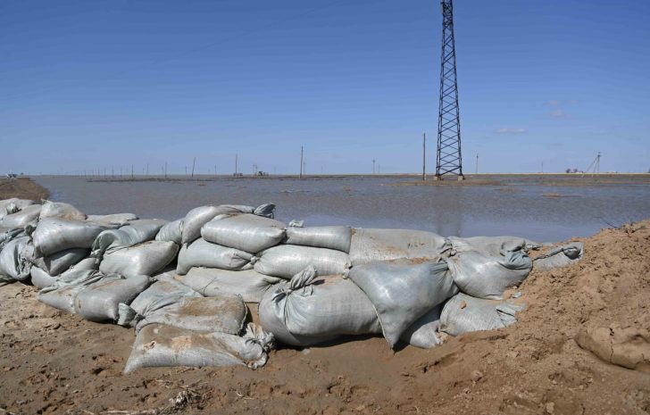 Подготовительными работами к паводковой угрозе недовольны прокуроры ЗКО