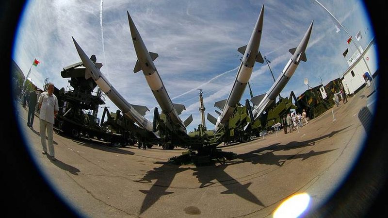 Россия отказывается торговать оружием