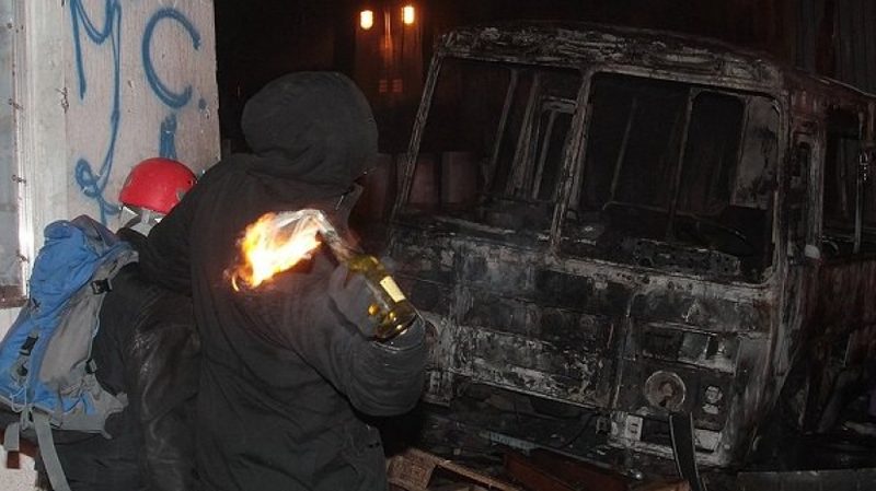 Оппозиция в Киеве захватила здание Минюста