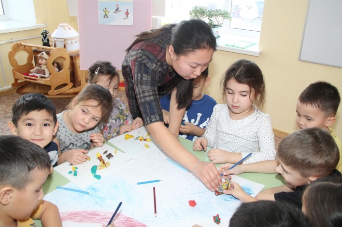 В Экибастузе проверяют детсад, в котором директор уволила 41 сотрудника